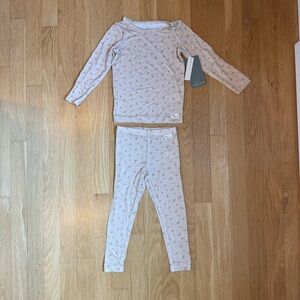 NWT Little Printed Floral Pajama Set, 24m